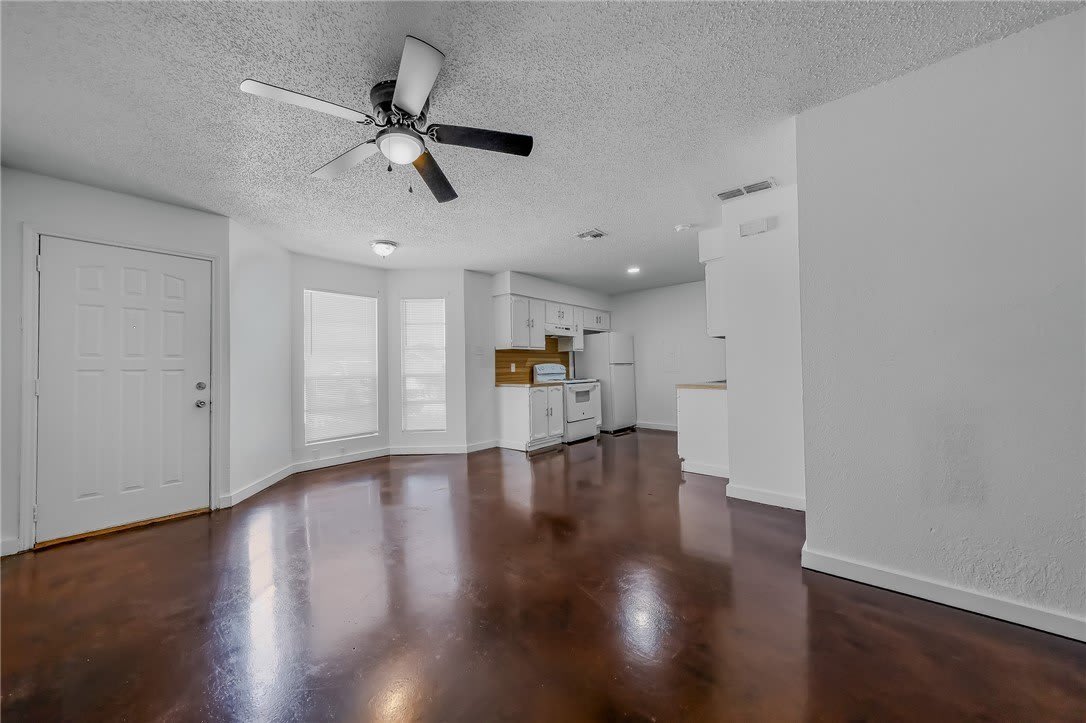 6641 Rhine Drive – photo 5
