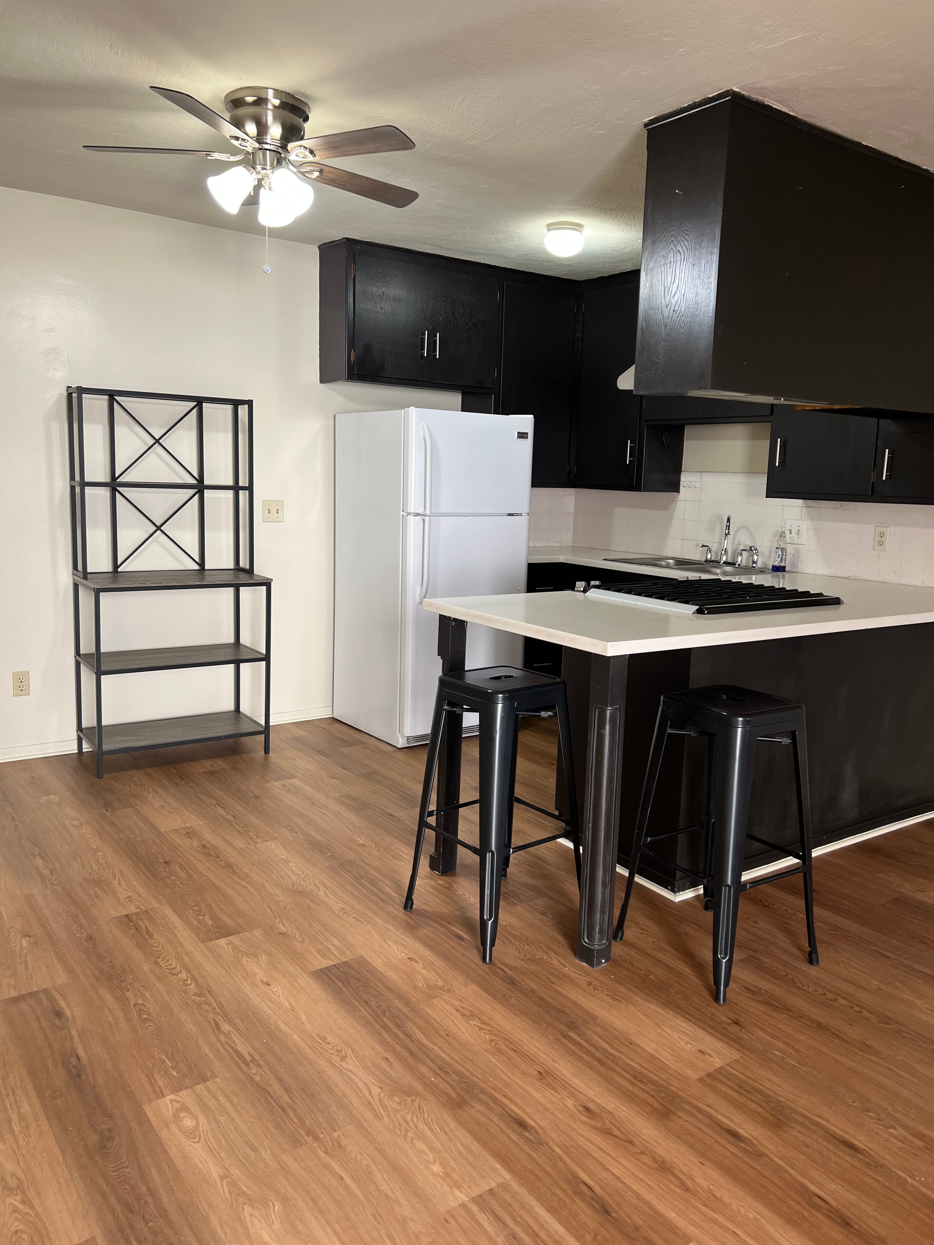 240 S Holliston Ave – photo 4