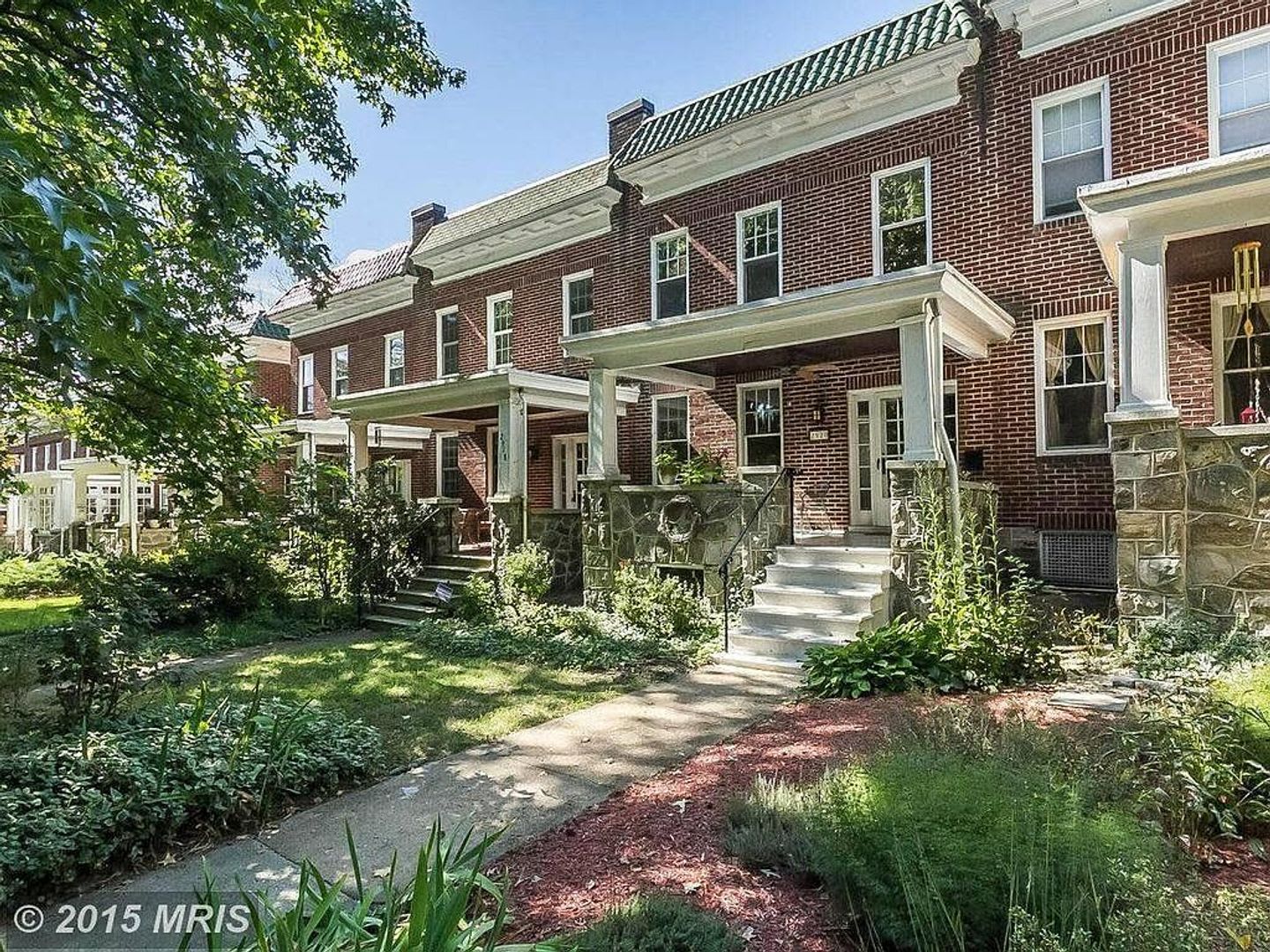 Remington 5BR Rowhome Available 6/1 – photo 1