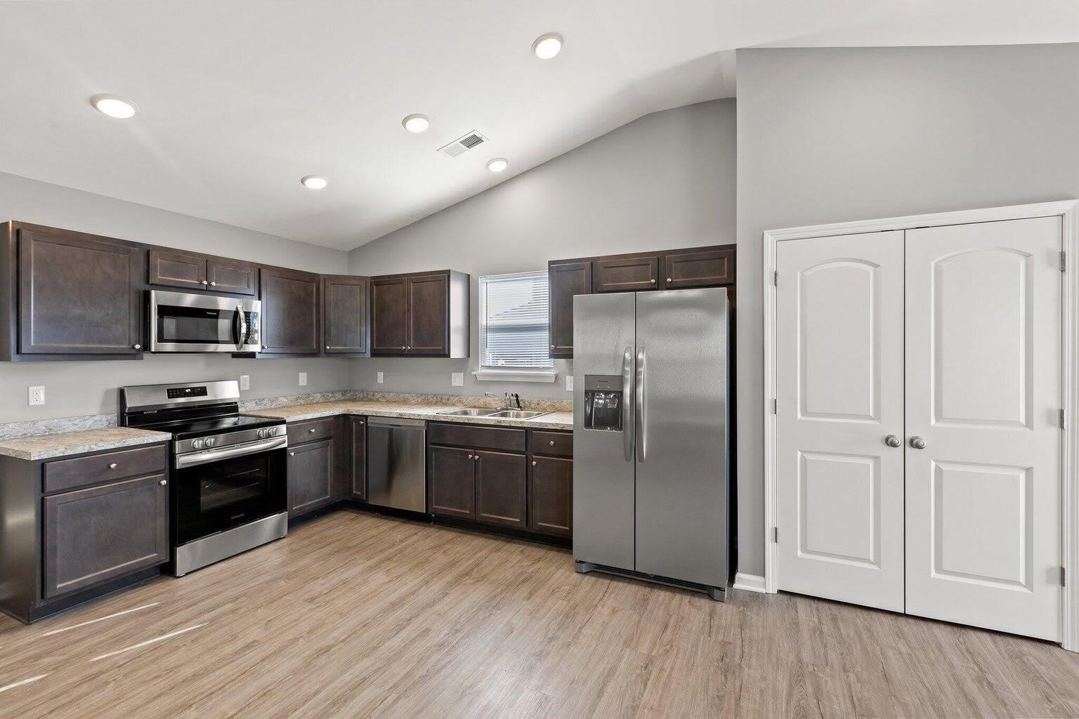 215 Jared Parker Way – photo 4