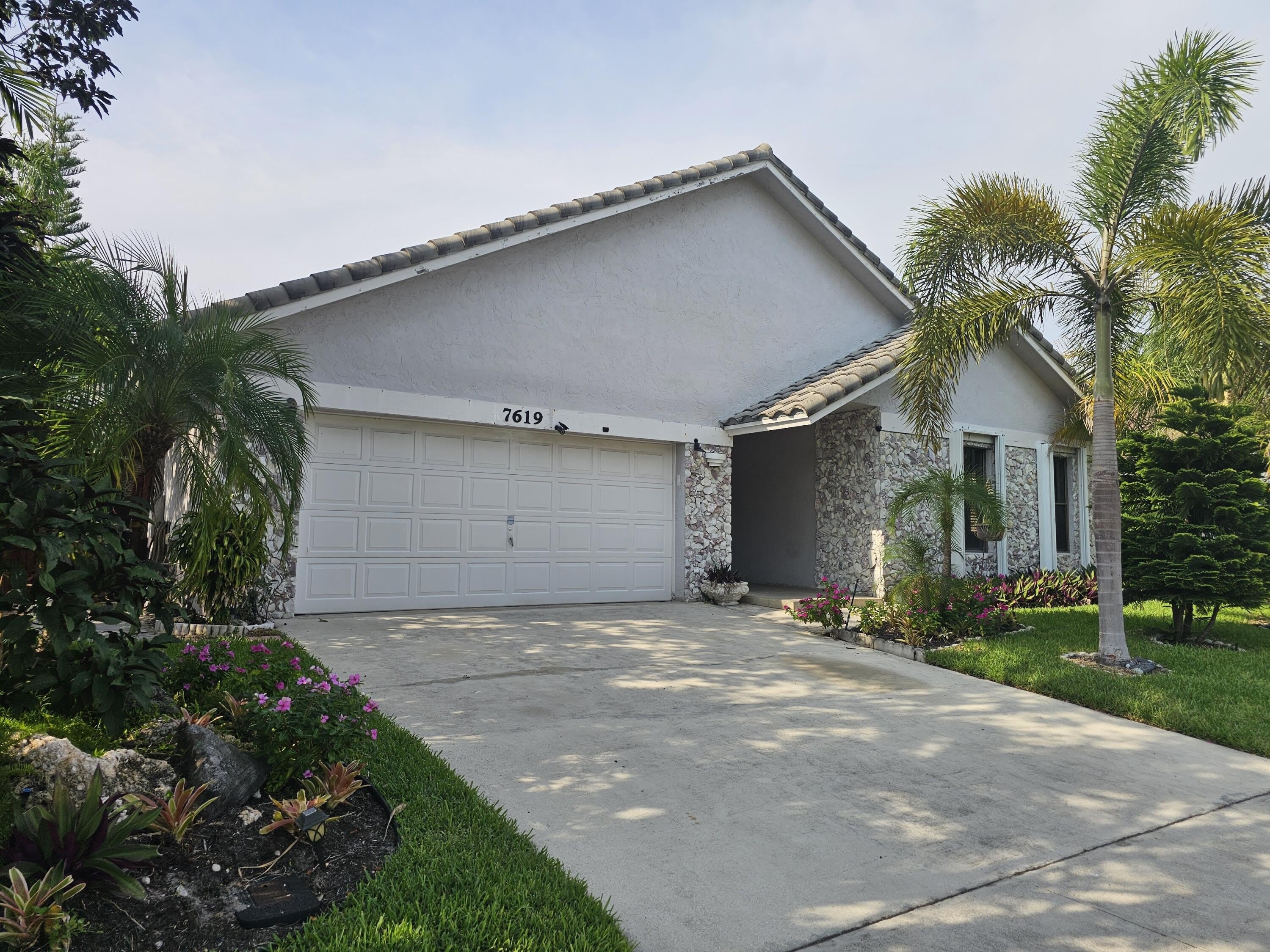 7619 Silver Woods Court – photo 2
