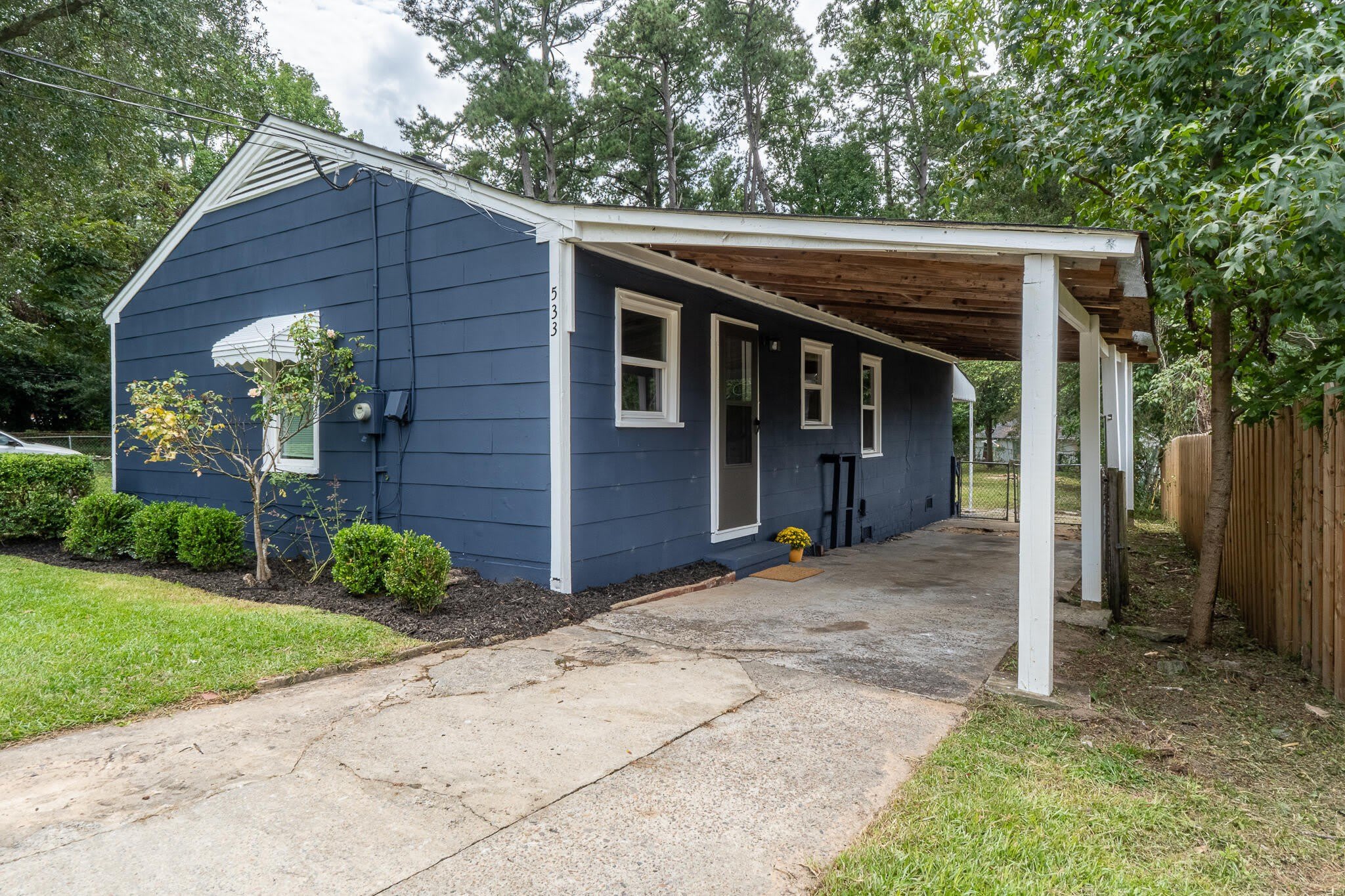 533 Basin Street – photo 2