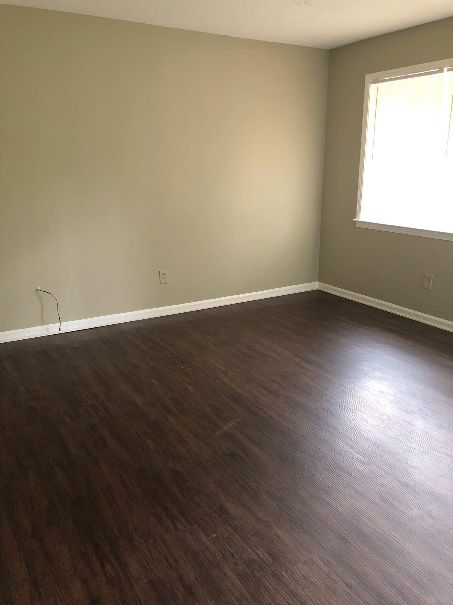 5091 Breckenwood Dr – photo 3