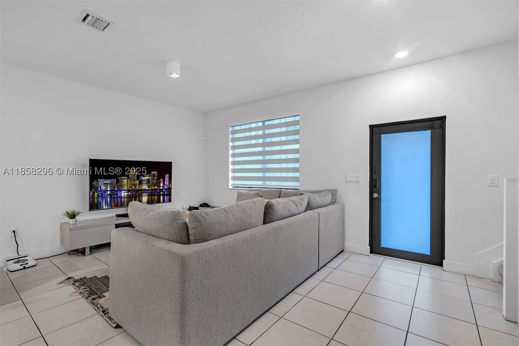 4450 NW 83rd Pkwy – photo 5