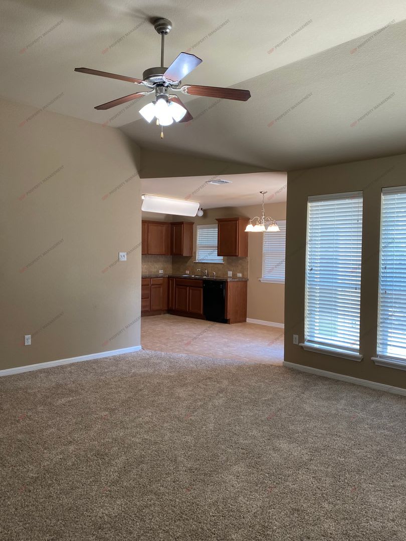 4Bed I 2 Bath Heritage Neighborhood Temple Isd – photo 4