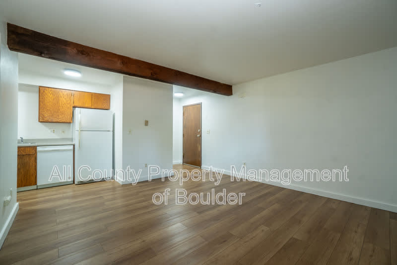 2626 Juniper Ave – photo 4