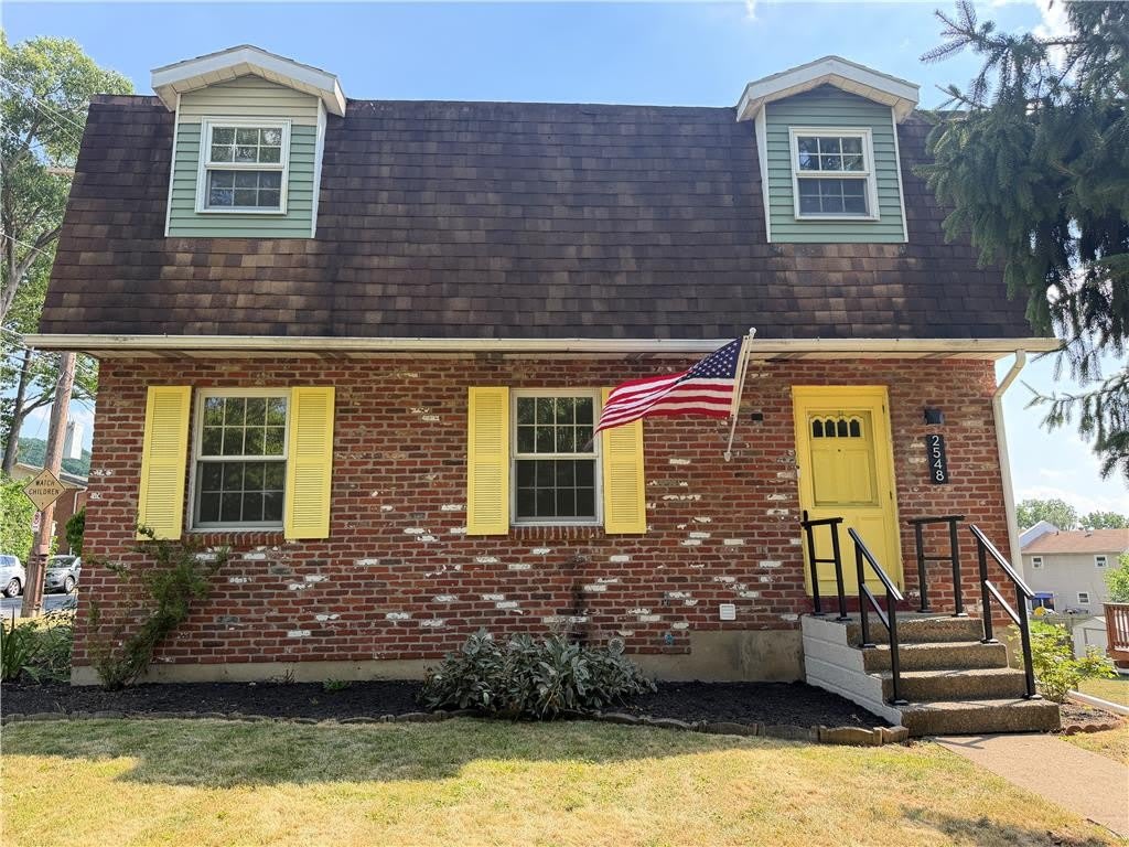 2548 28Th Street Sw – photo 1