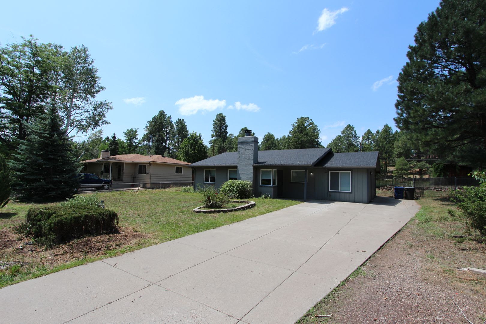 500 Move In Special 3 Bedroom Home In Bow Arrow Acres Large Yard Wood Burning Fireplace – photo 1