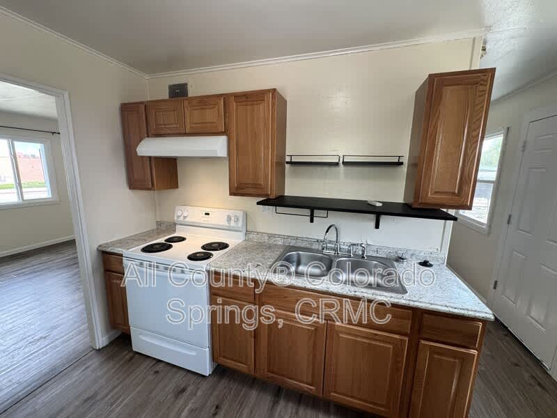 607 Brookshire Avenue – photo 5