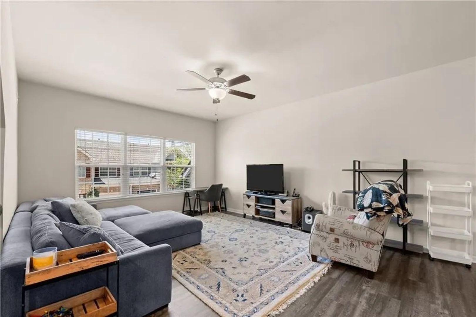 Room in 4 Bedroom Home at Chatham Ridge Dr – photo 3