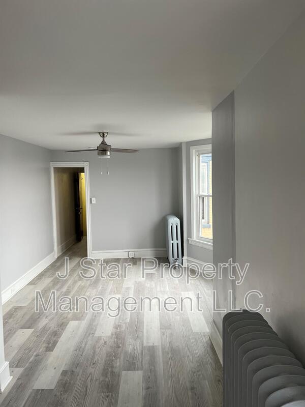 1566 North 10th Street – photo 4