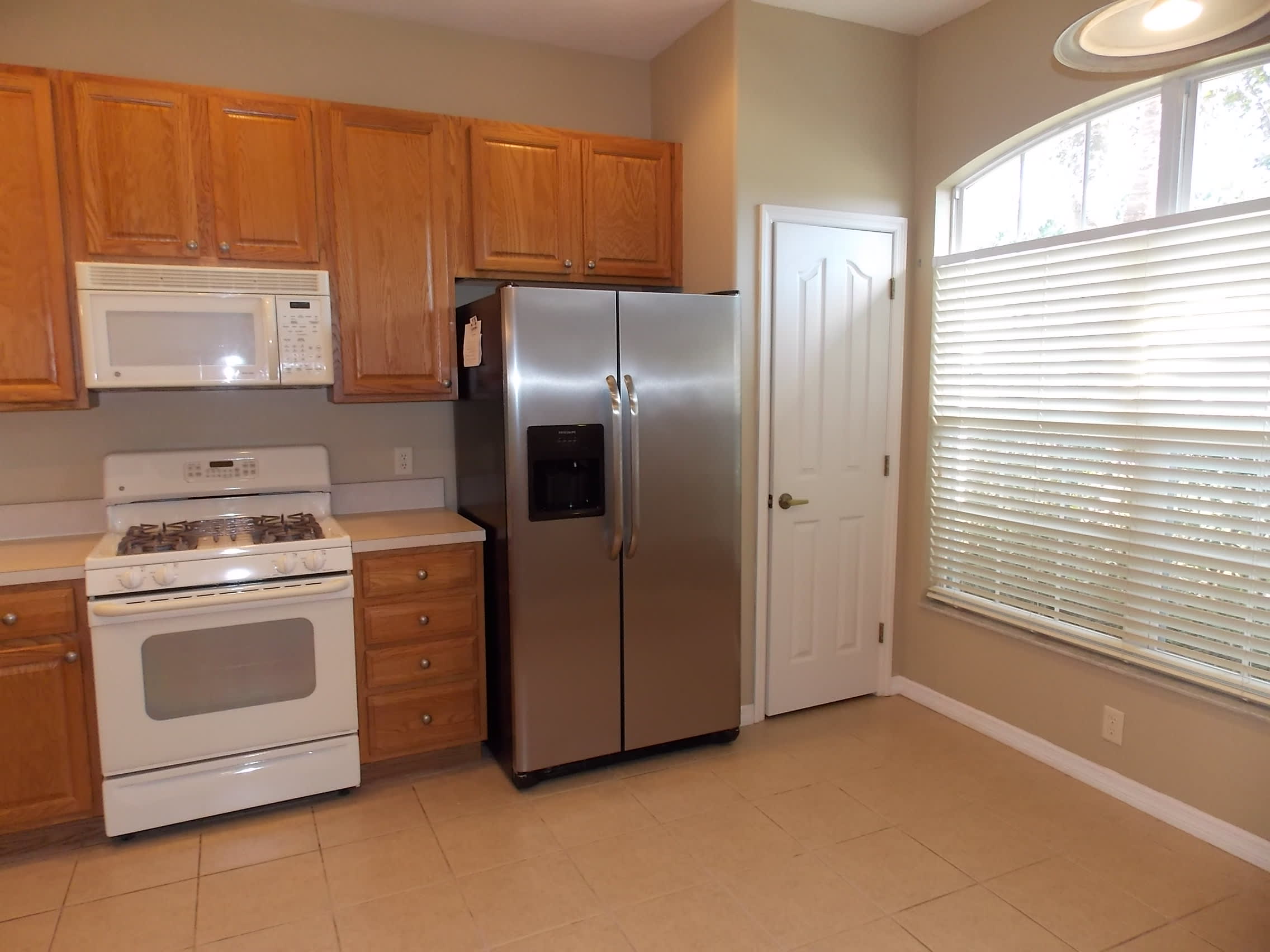 881 West Silver Meadow Loop – photo 2