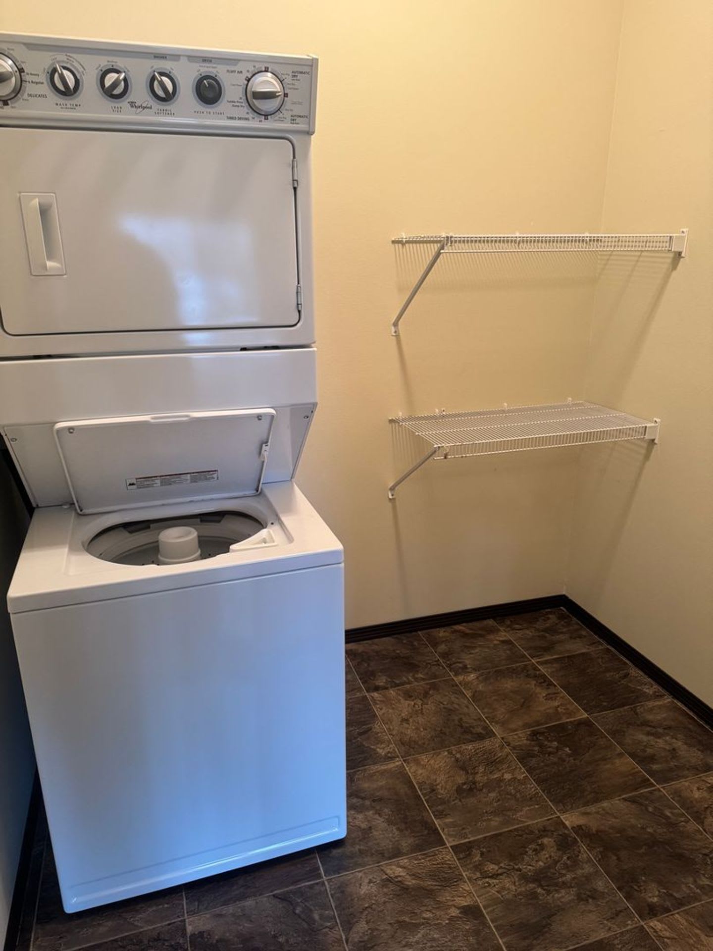 Pheasant Ridge Village Apartments – photo 3
