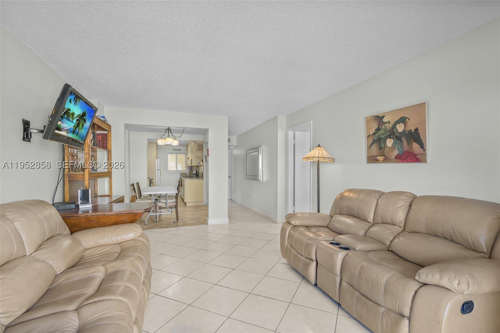 4141 Collins Ave – photo 5