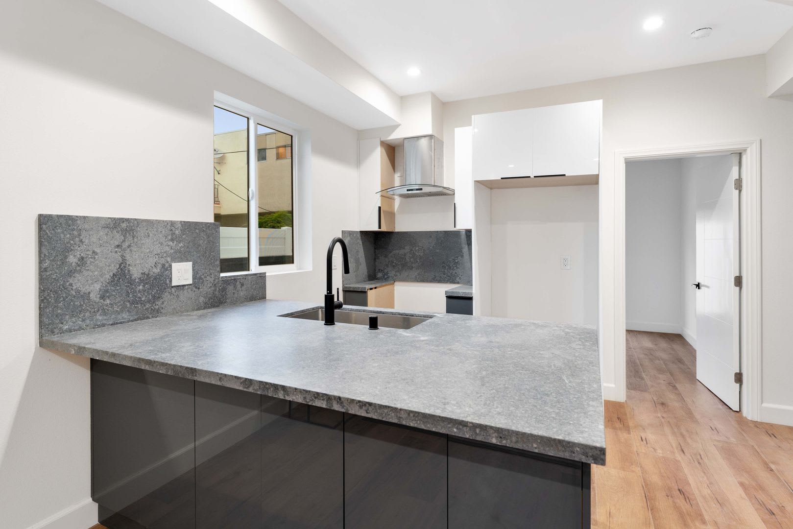 4559 W 18th St – photo 3