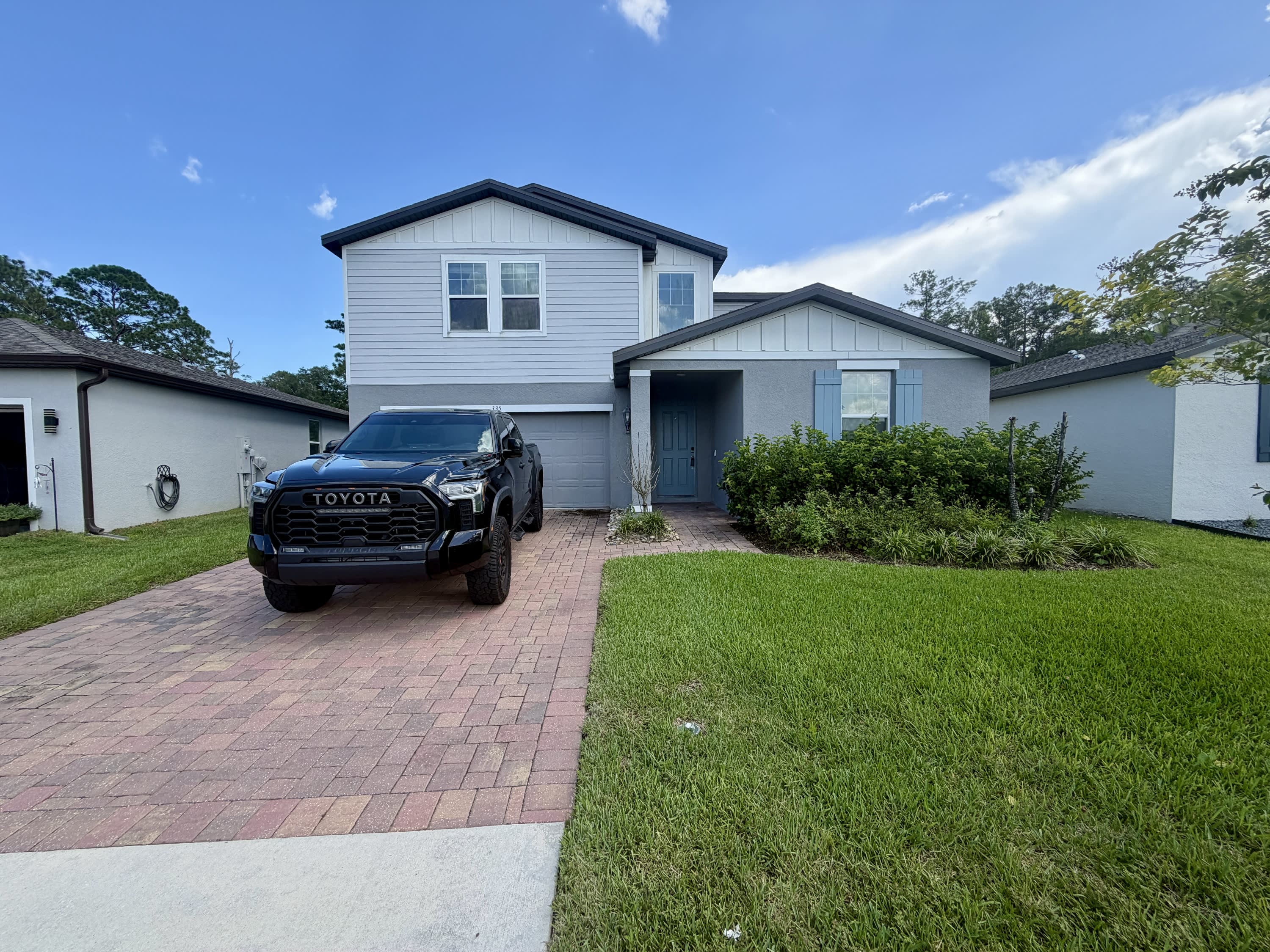 335 Sarah Nicole Way – photo 1