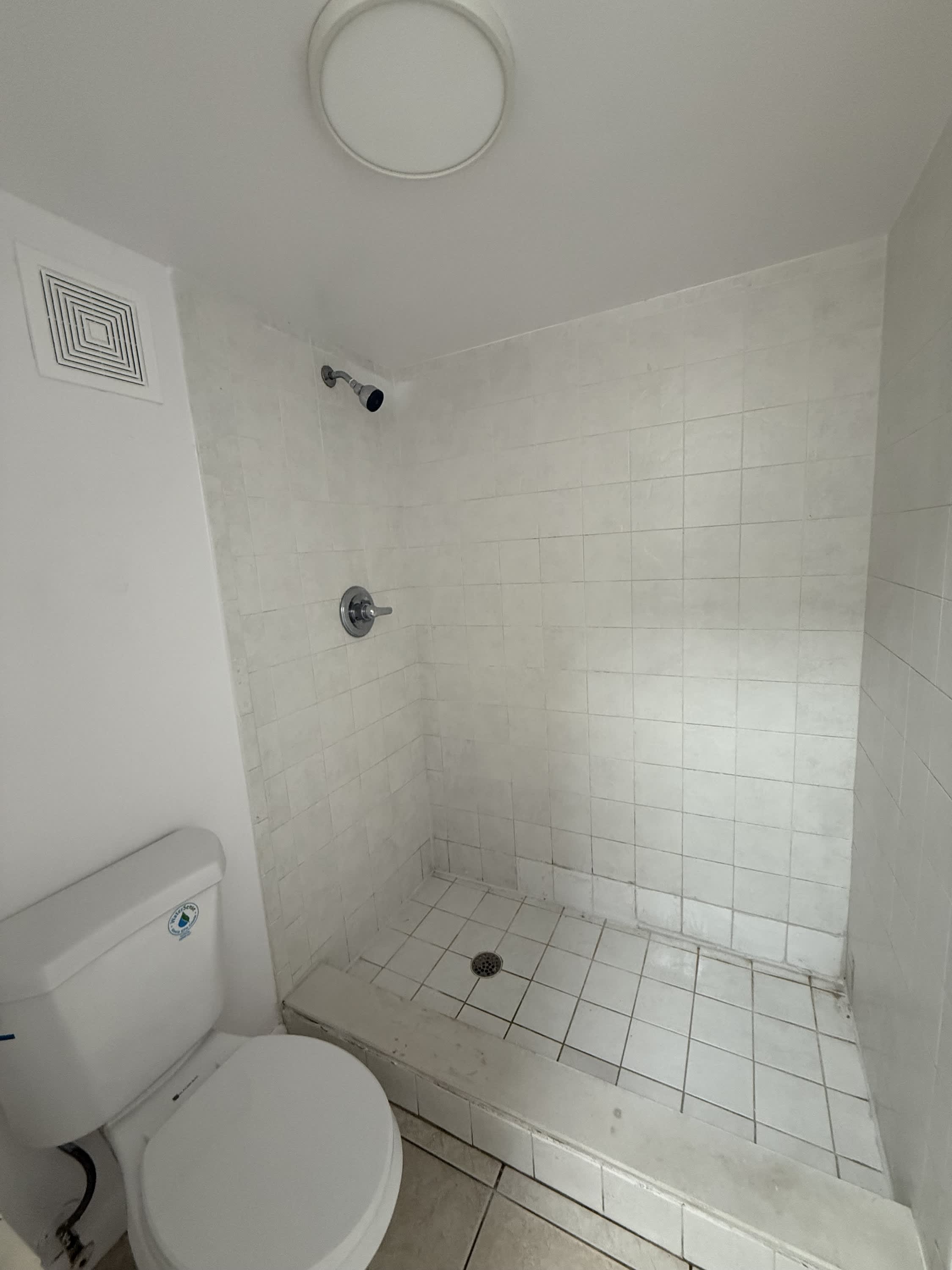 2916 NW 55th Avenue- 1B – photo 5
