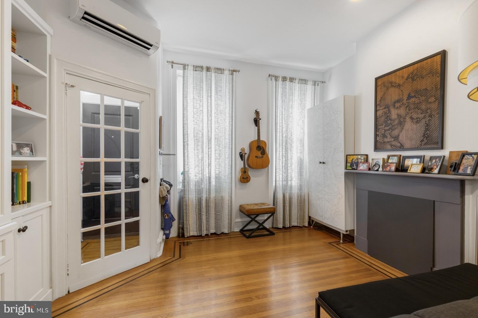 331 E THOMPSON Street – photo 3