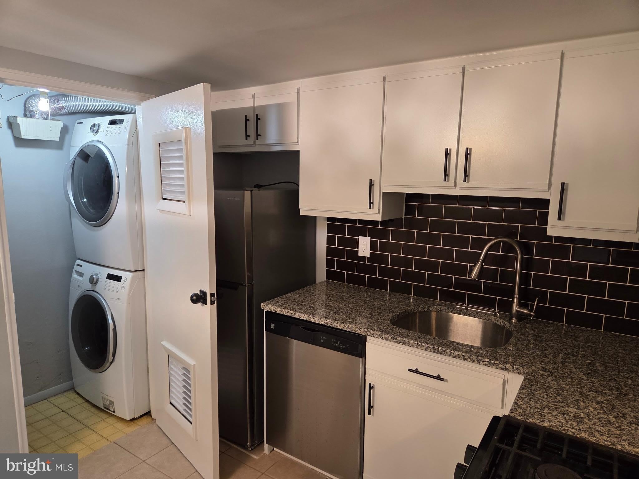 441 TOMLINSON Road – photo 5