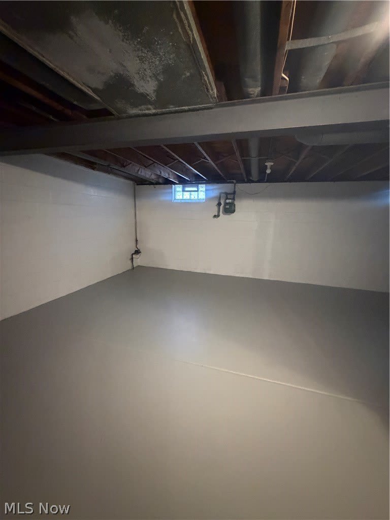 9409 Manor Avenue – photo 5