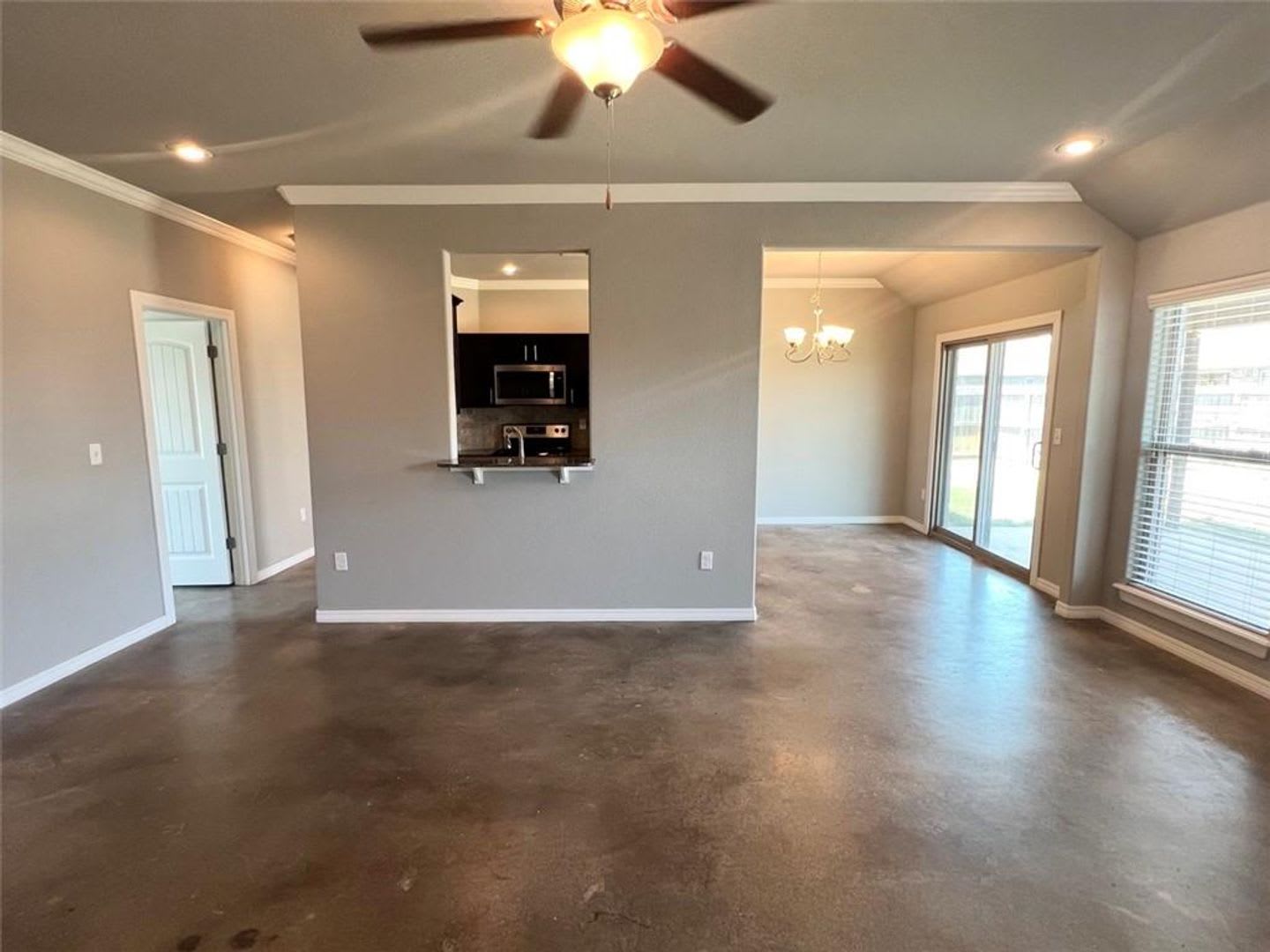 Nice 3 Bed 2 Bath Home In Centerton – photo 4