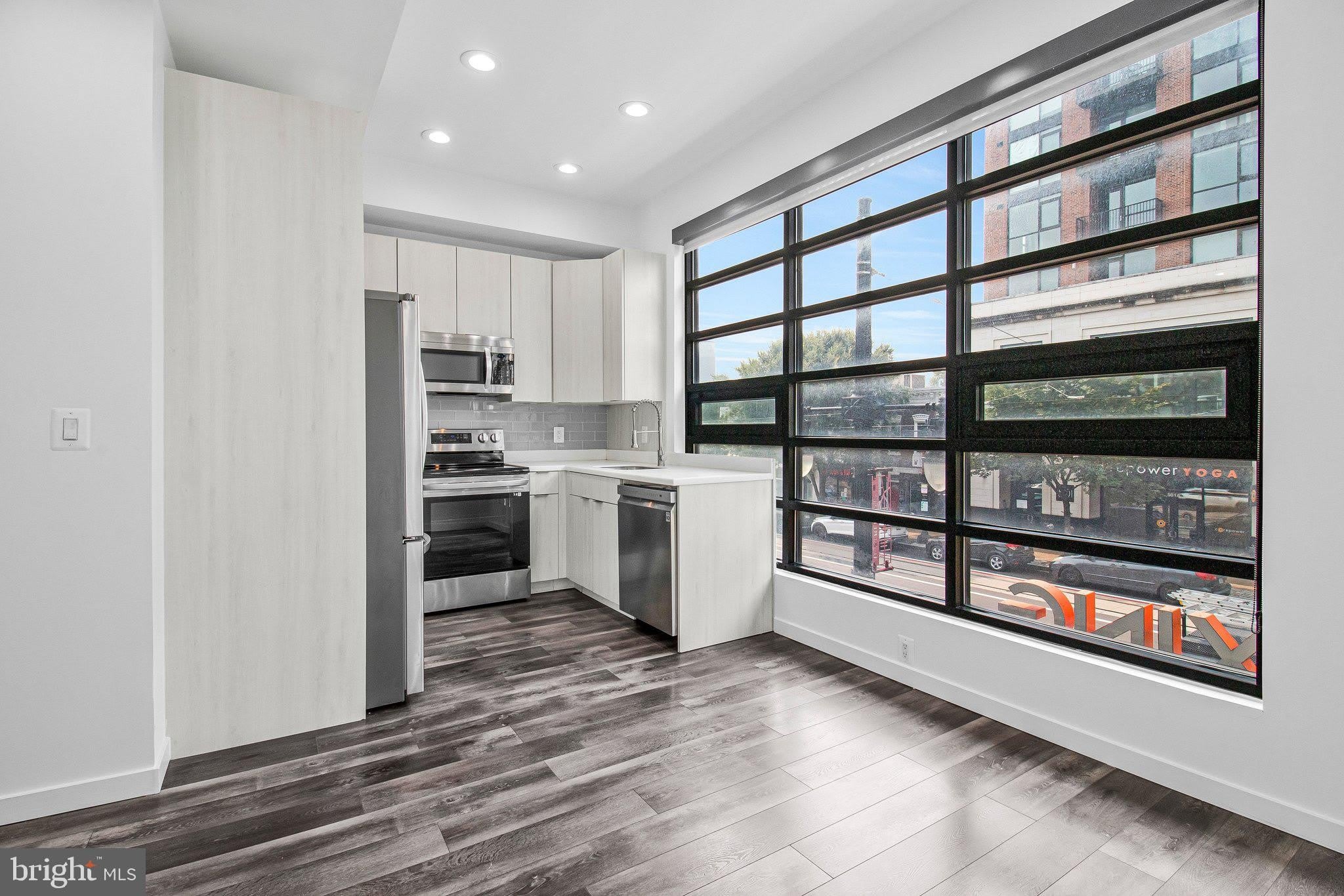 506 H Street NE – photo 4