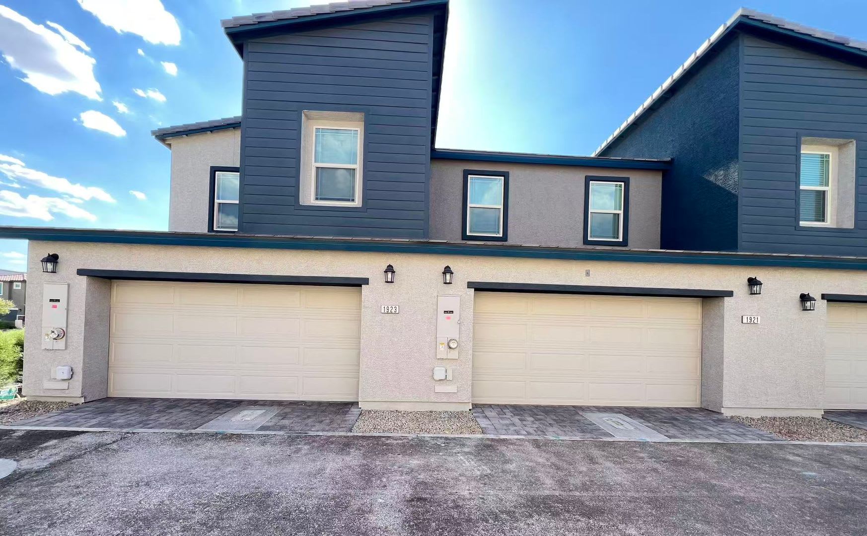 Modern, move-in ready, and built in 2024 – photo 3