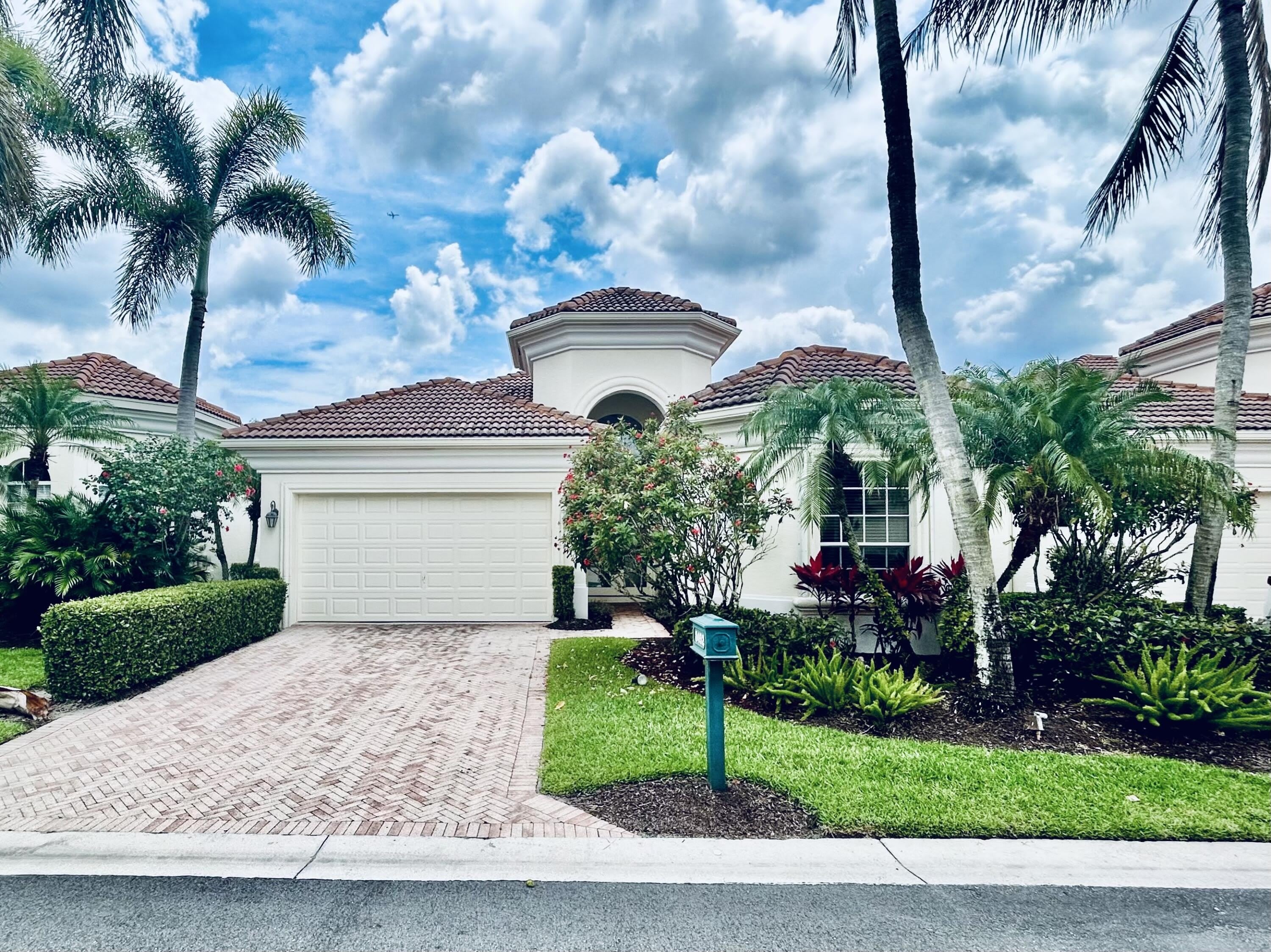 8452 Legend Club Drive – photo 1