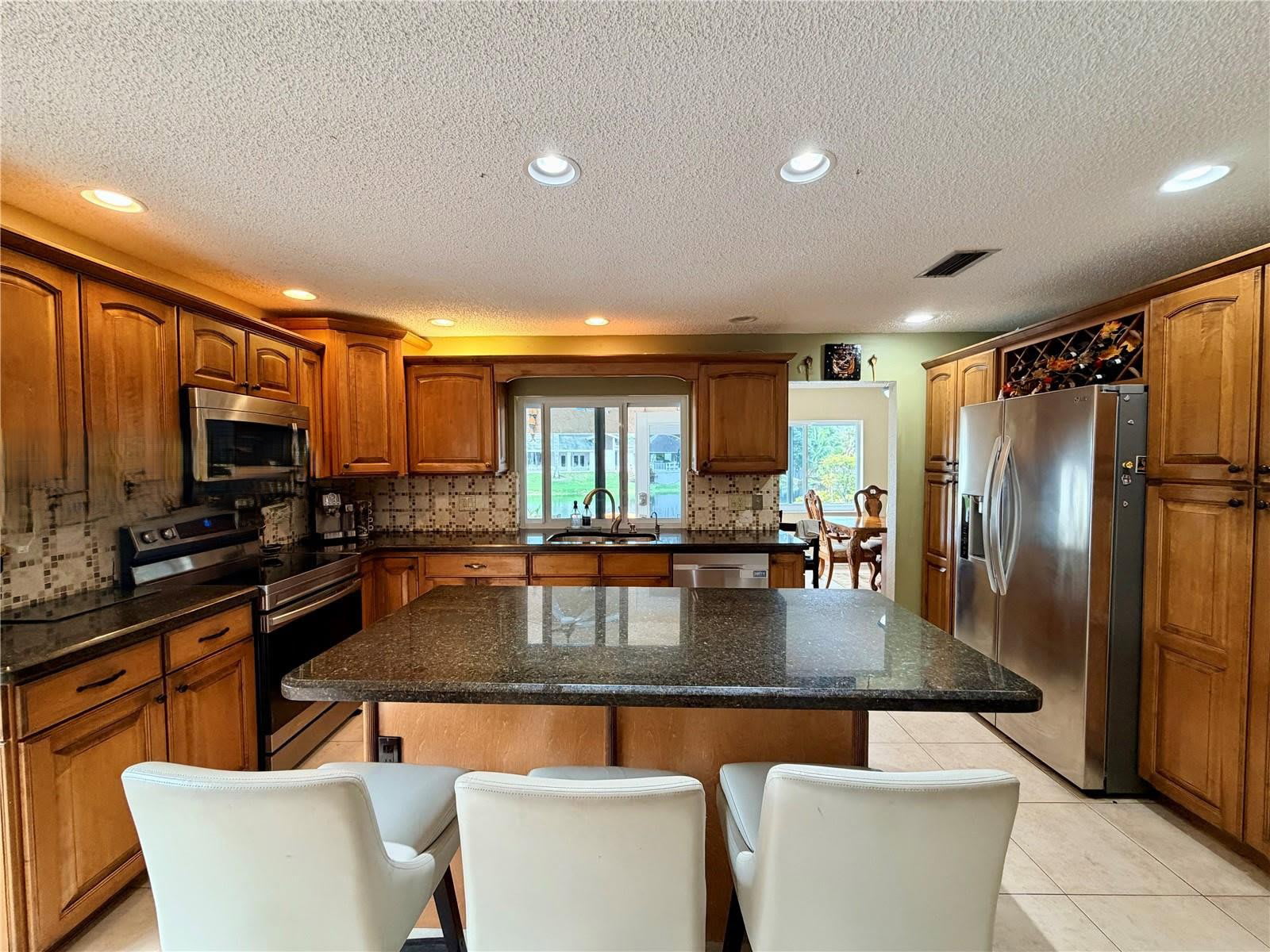 2865 Begonia Way – photo 3