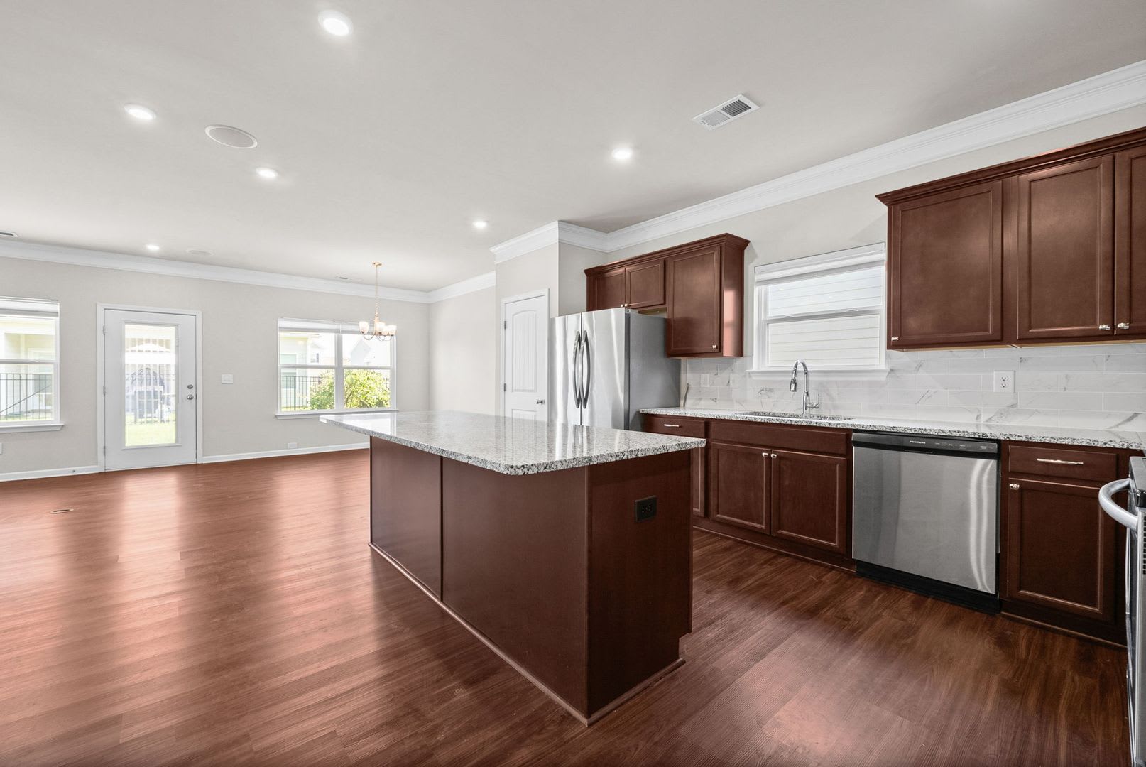 NOW RENT READY – photo 5