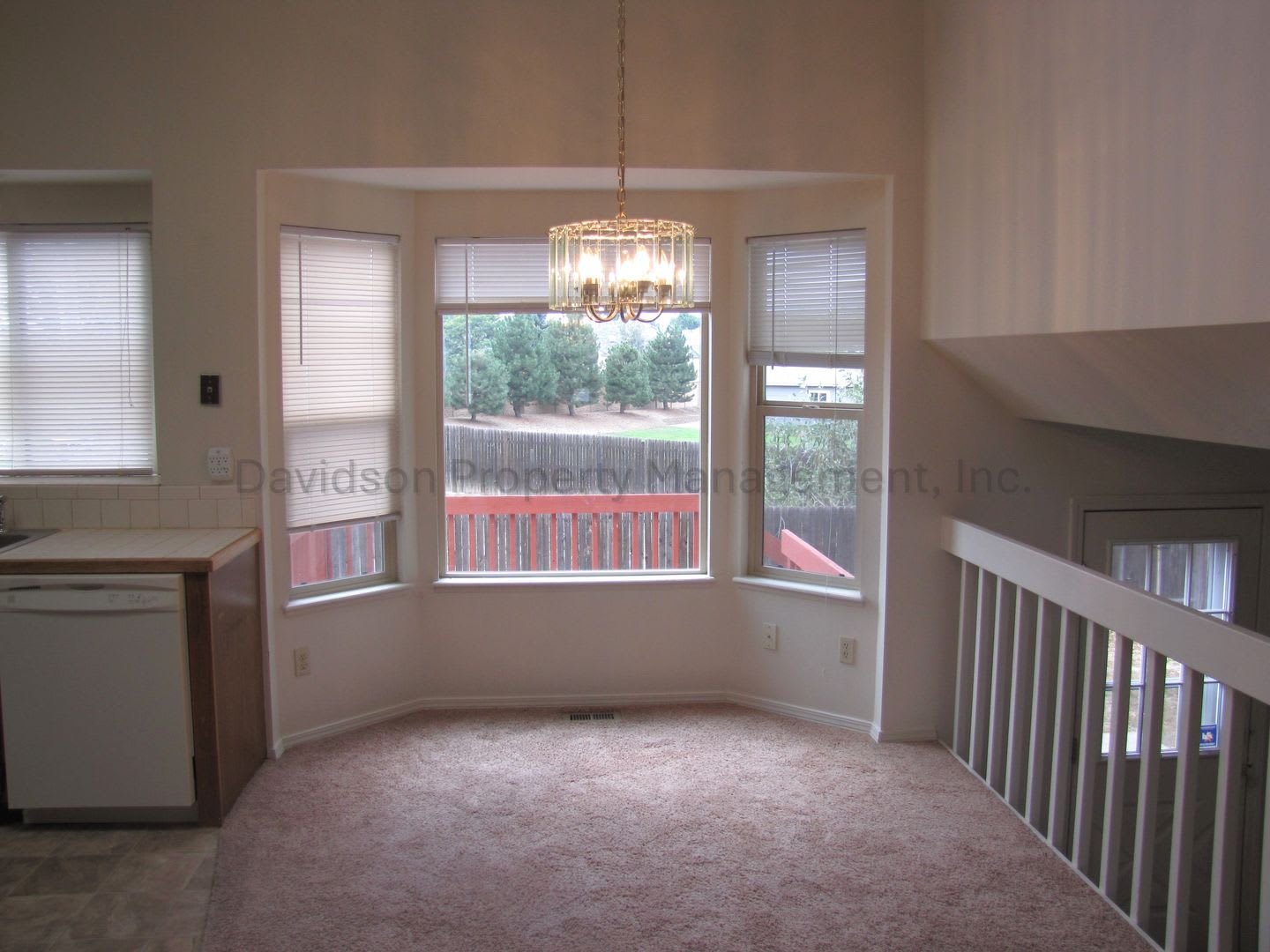 Charming 3 Bedroom House in Northeast Colorado Springs – photo 5