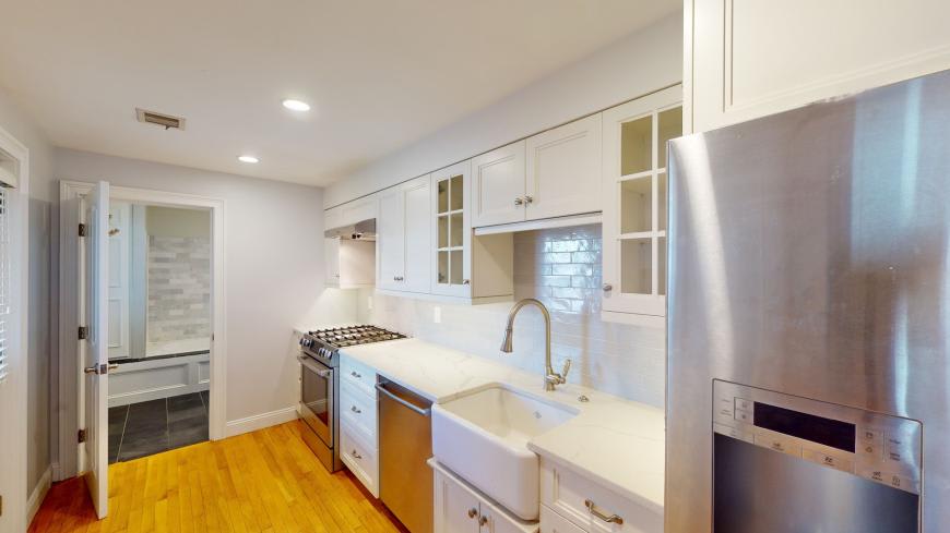 214 West 7Th St – photo 4