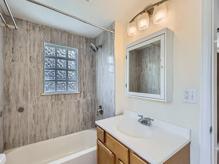 801 Campo St – photo 5