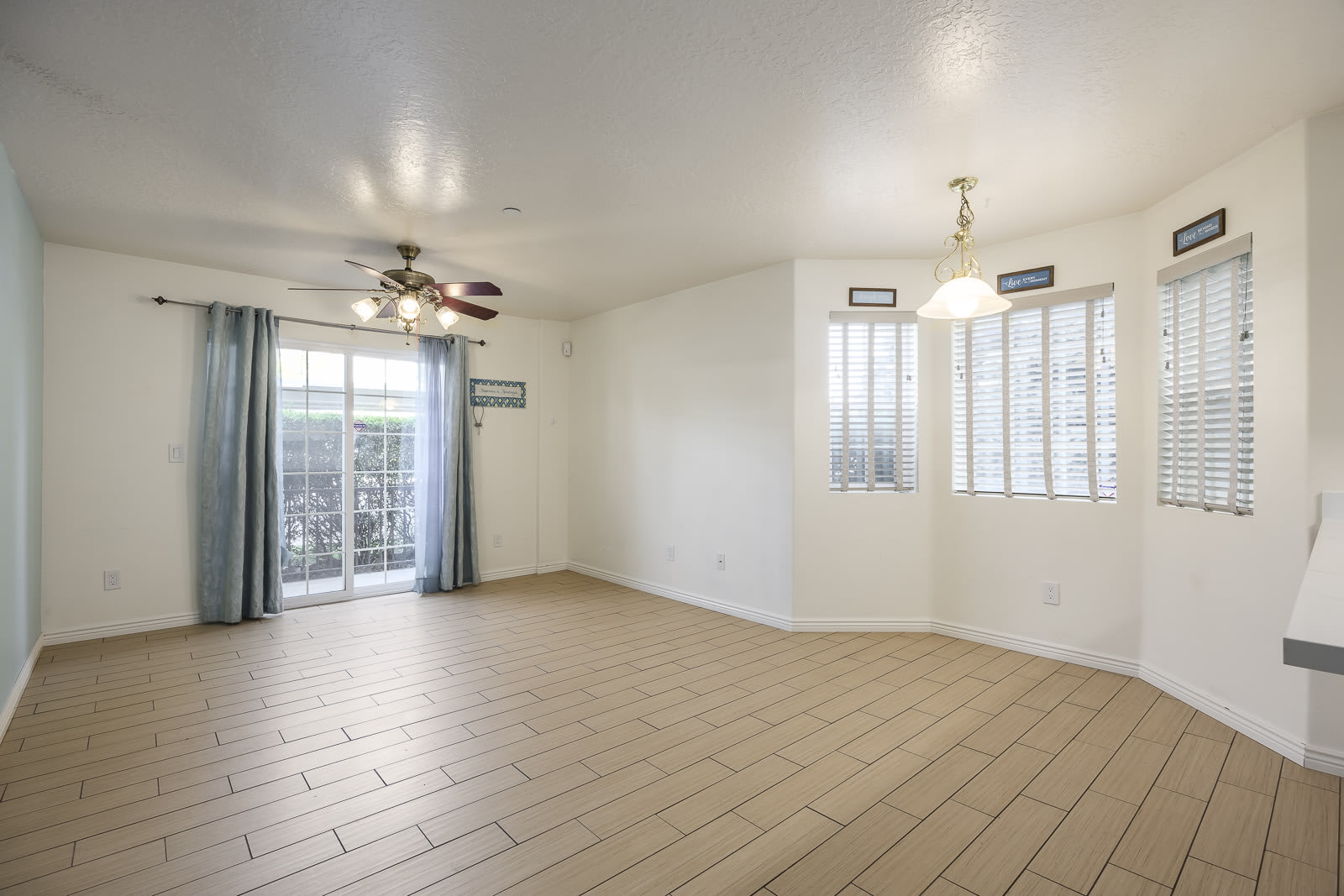 1466 W Brunello Dr – photo 1