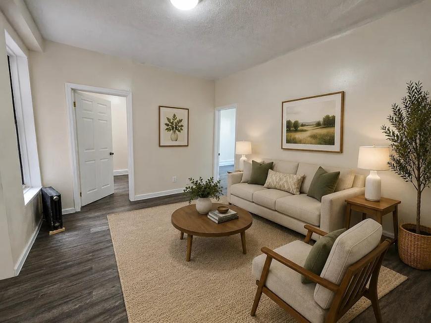2070 Arthur Avenue – photo 3