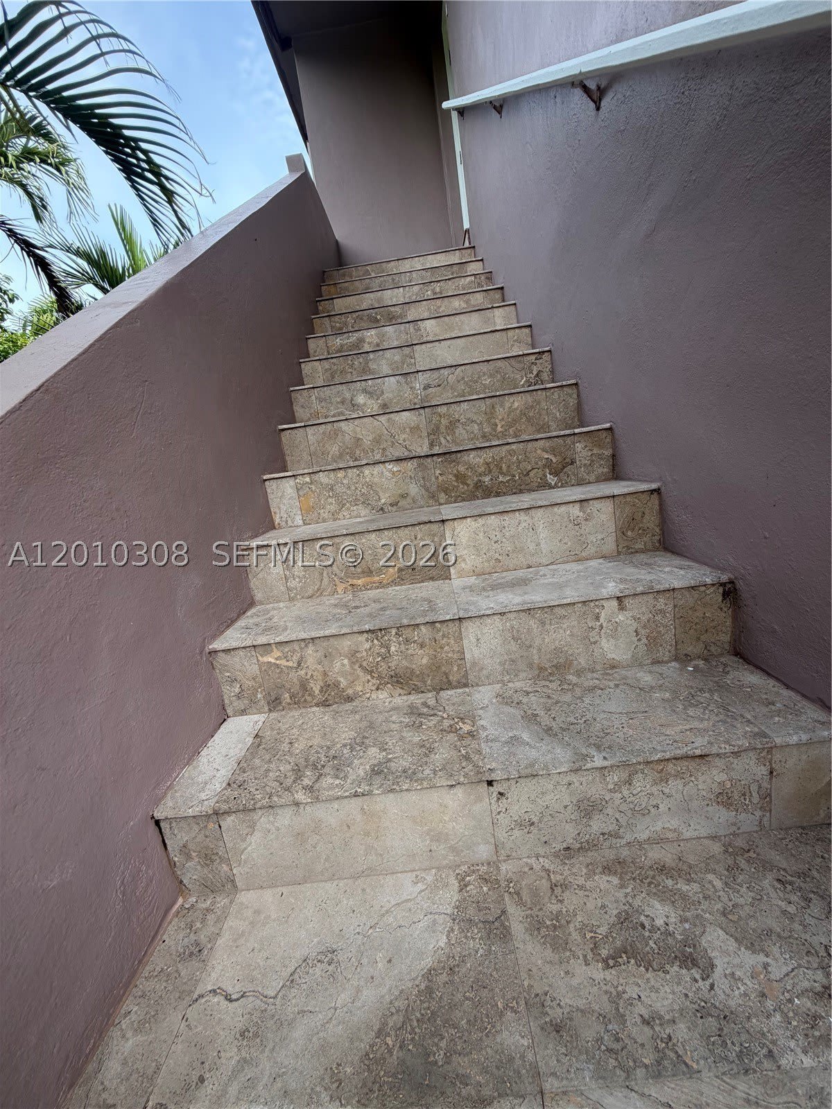 6201 SW 21st St – photo 2
