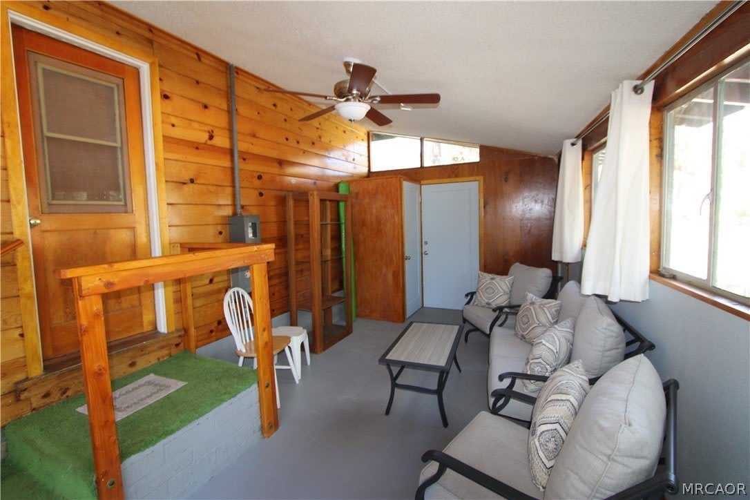 331 W North Shore Drive – photo 4