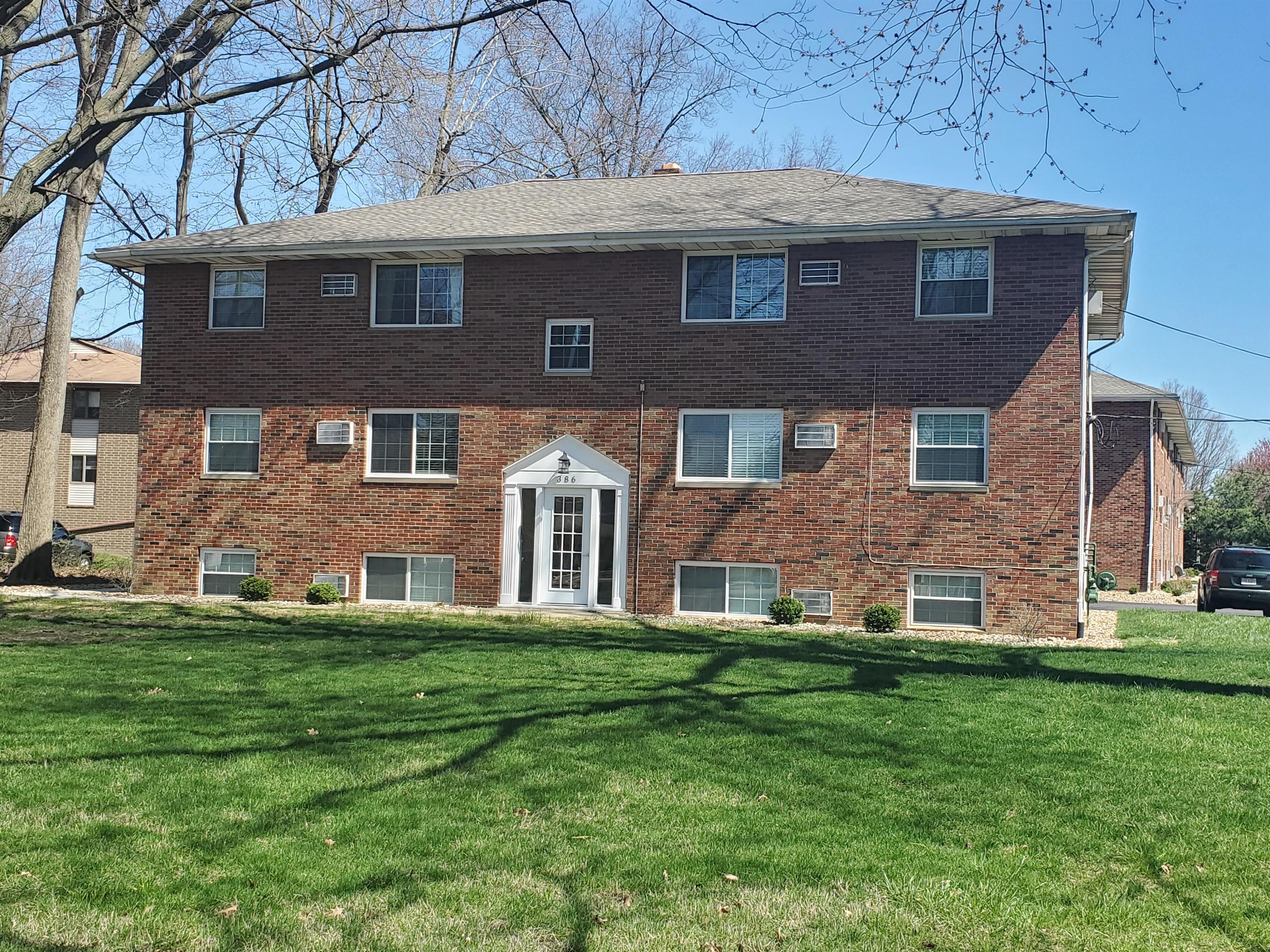 24 Lindsey Road Apt B – photo 1