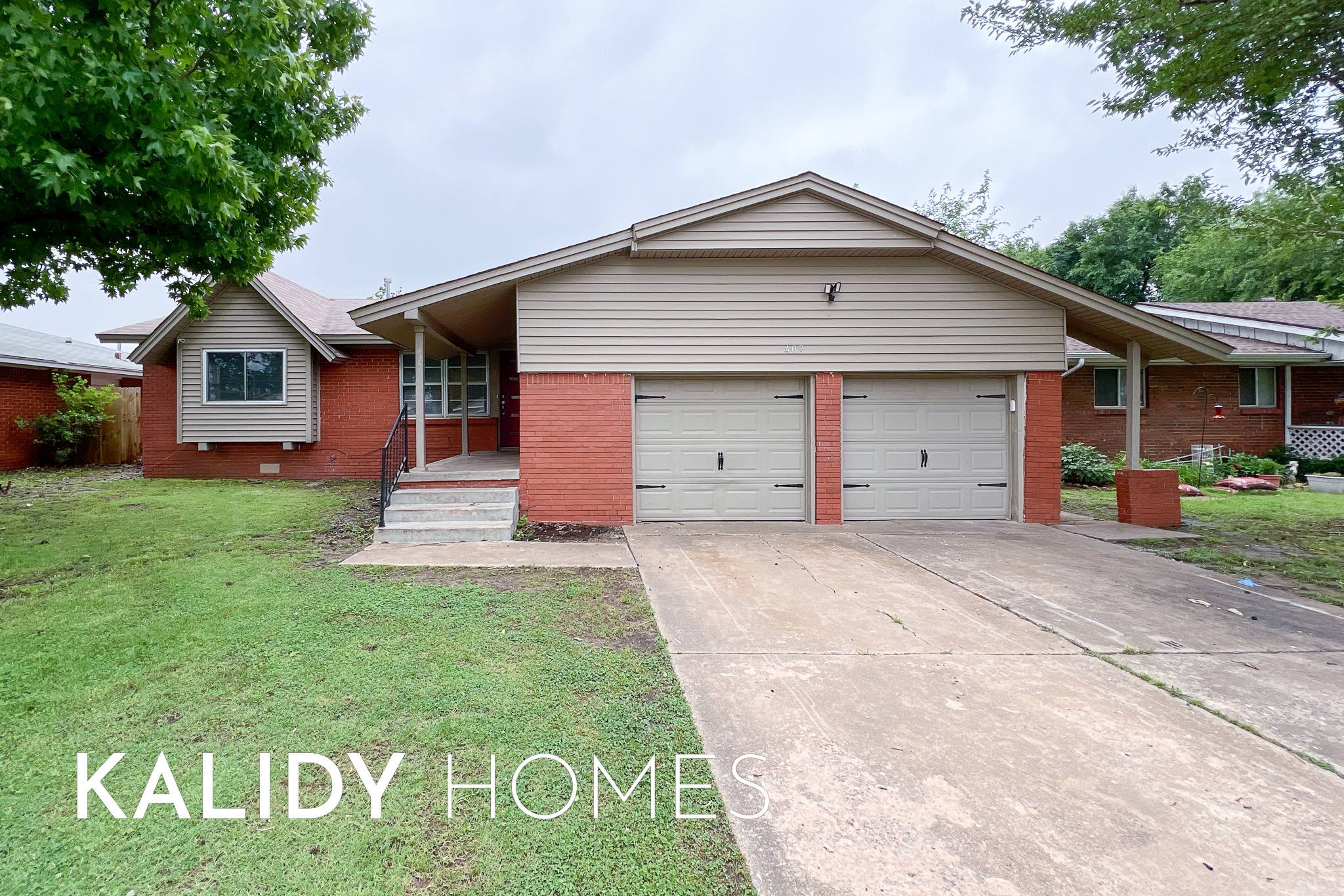 402 West Fairchild Drive – photo 1