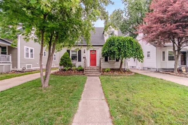727 Forest Avenue – photo 1