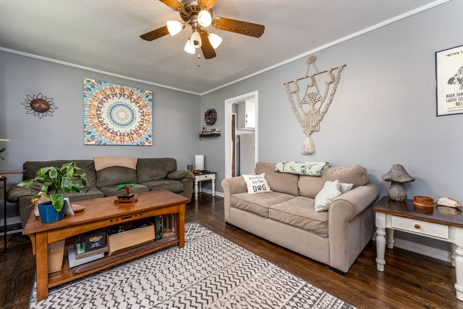 AVAILABLE NOW at a Good Price. 3 Bed 1 Bath FOR LEASE in Columbia. $1200 Rent. – photo 4