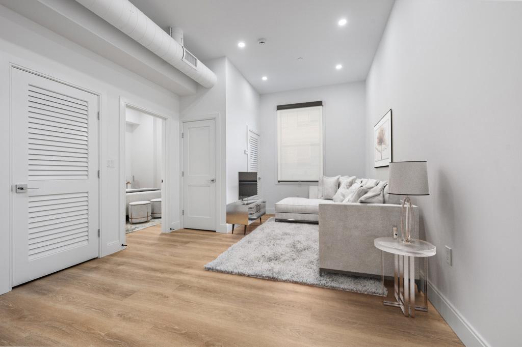 536 Broadway – photo 3