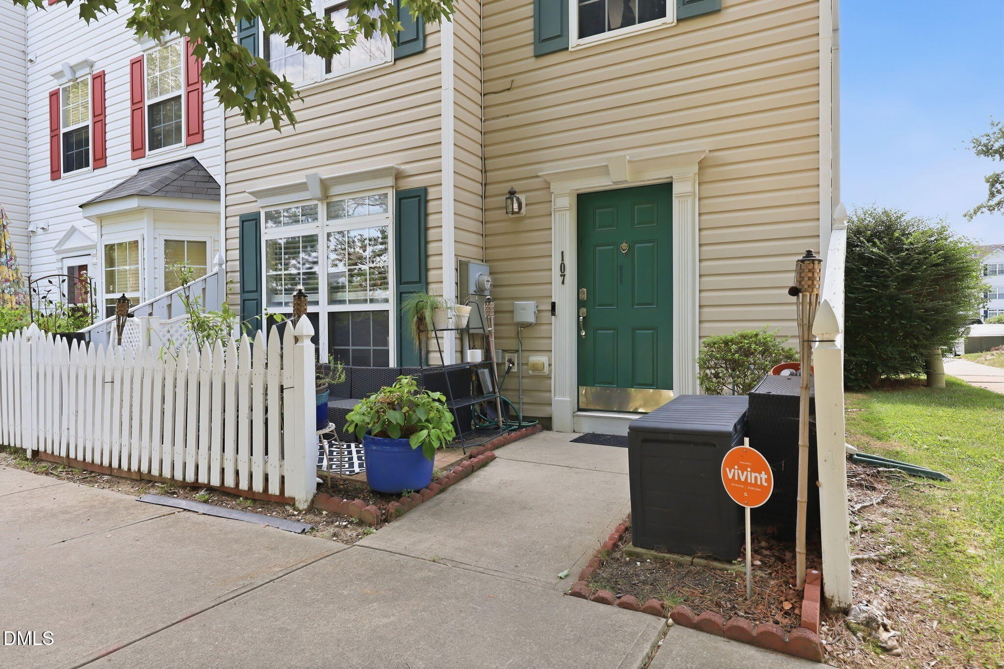 8640 Neuse Landing Lane – photo 3