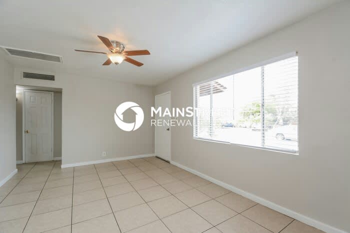 6122 East Sylvane Street – photo 2
