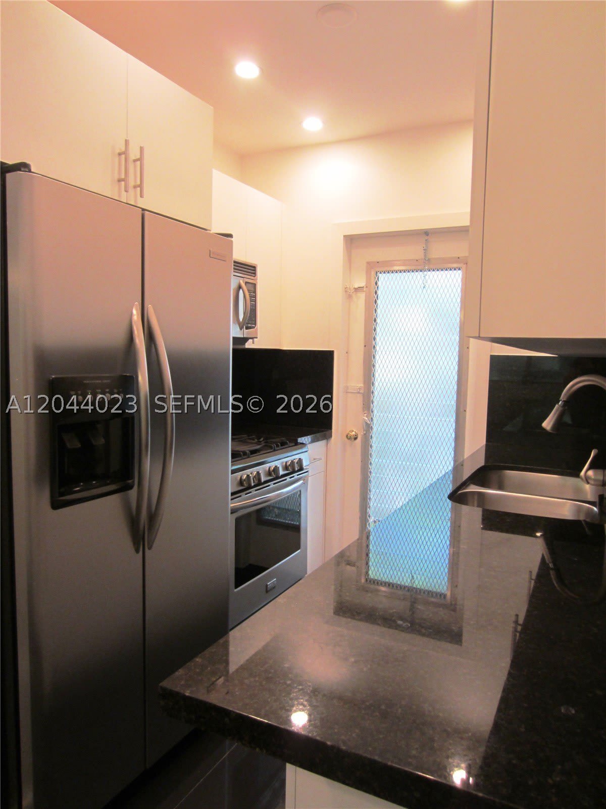 8132 Harding Ave – photo 4