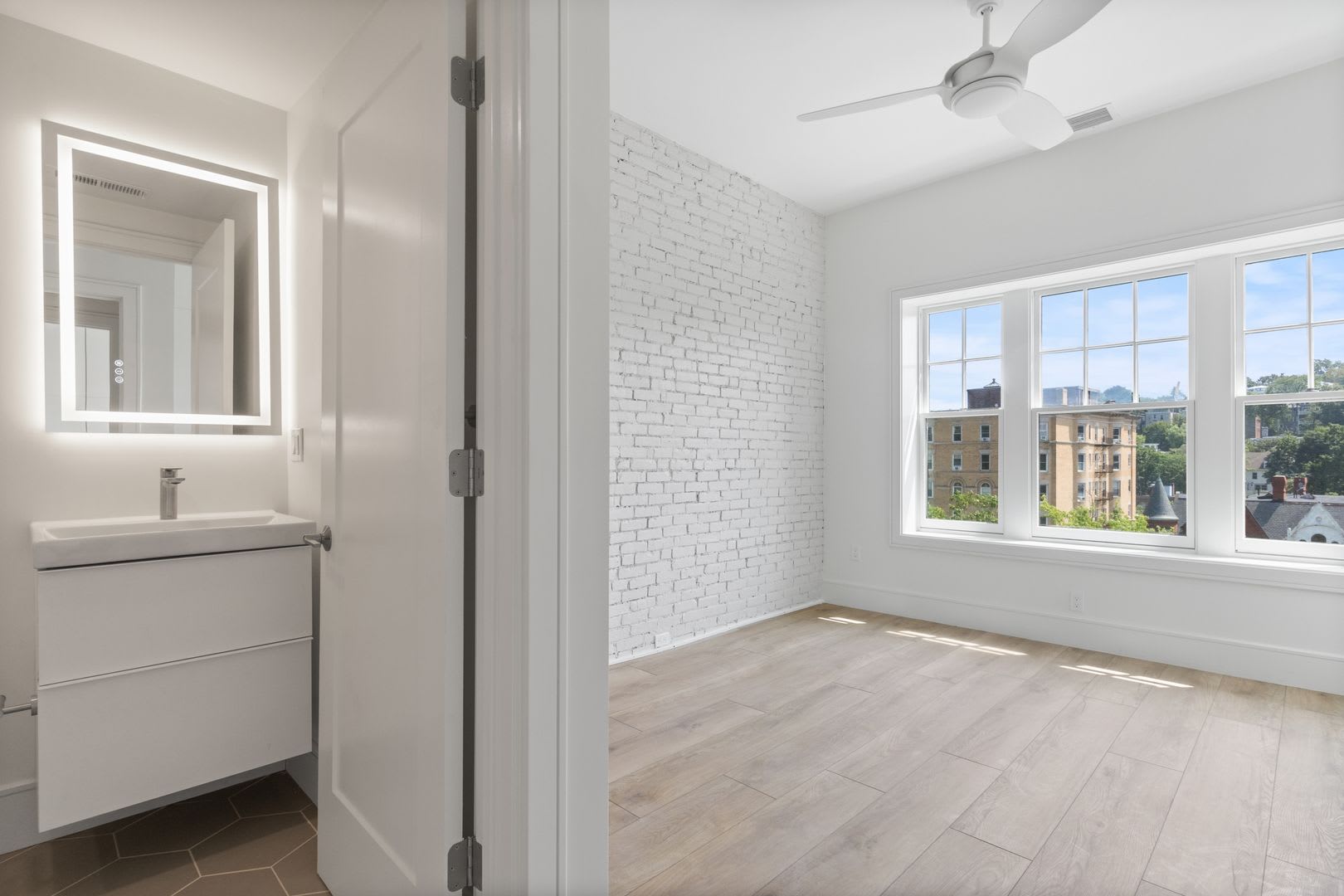 4 Bed 4 Bath – photo 5