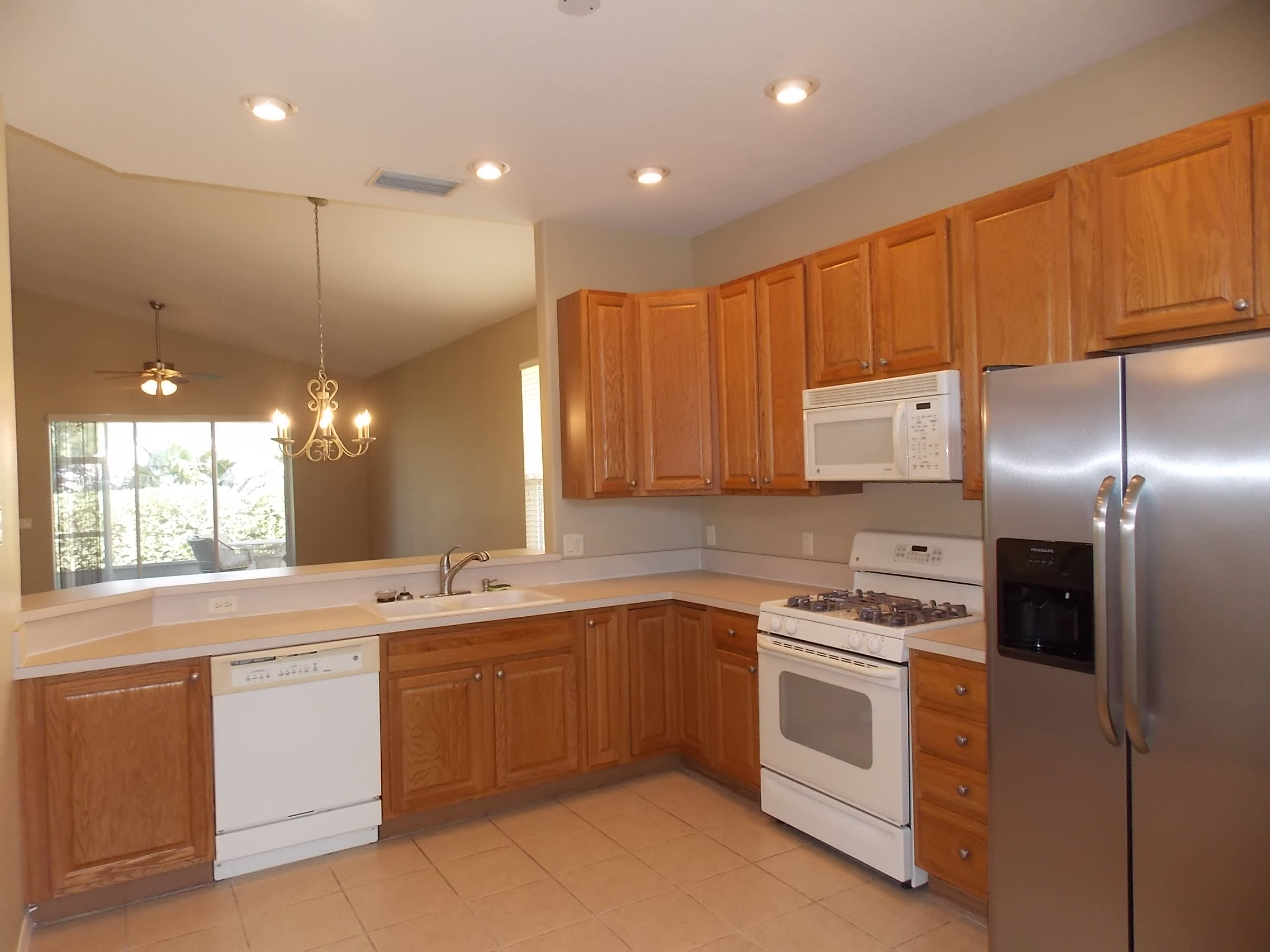 881 West Silver Meadow Loop – photo 3