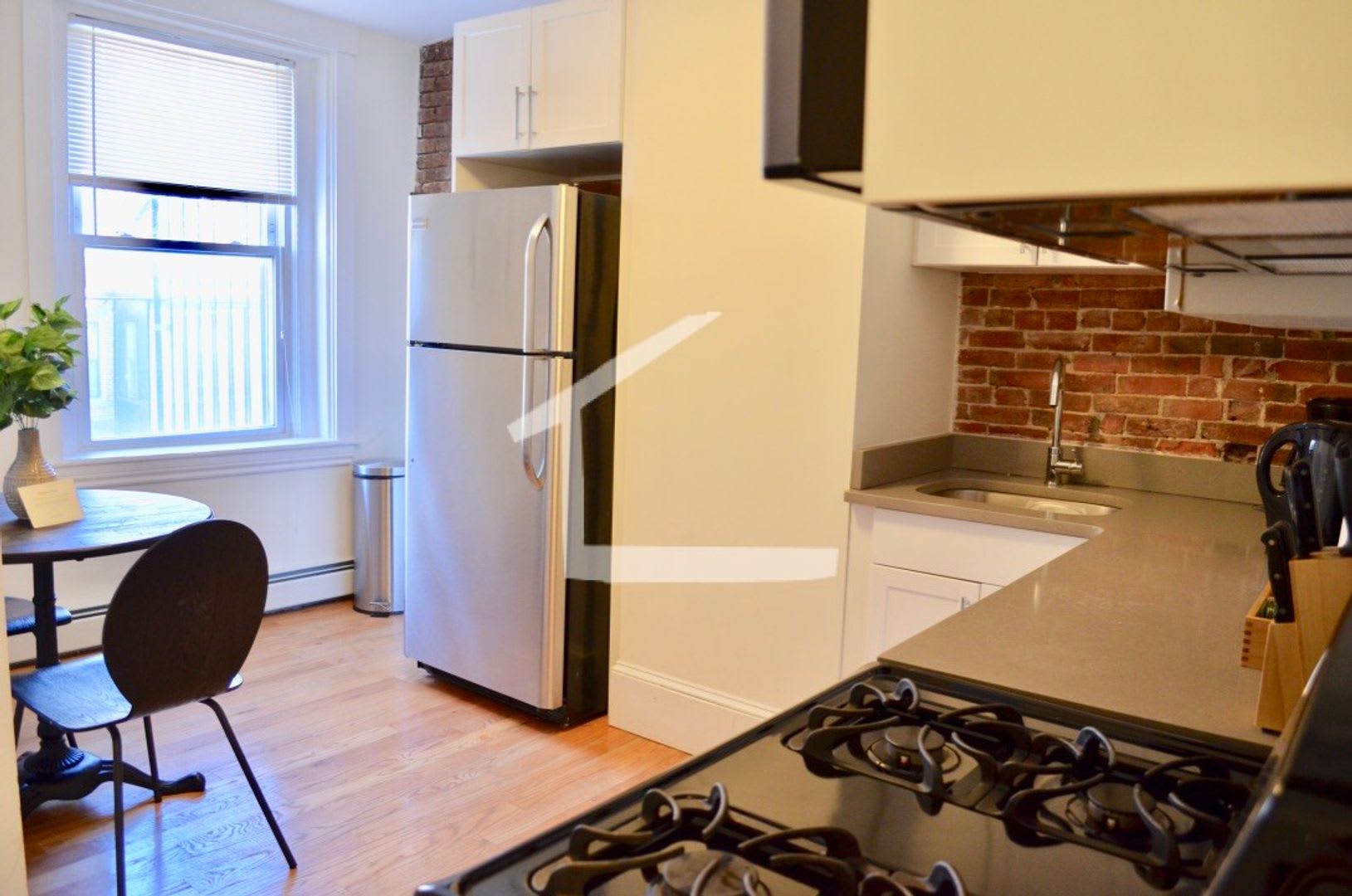 1 bed plus office in South End – photo 3