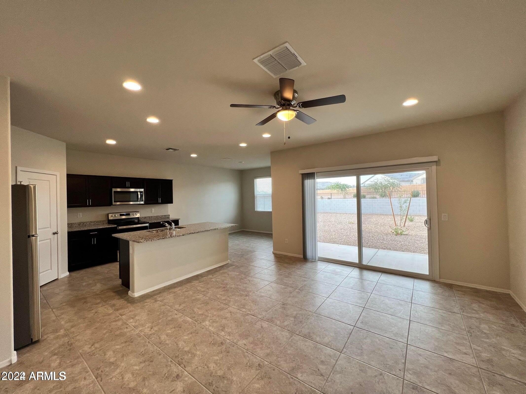 1058 W AVALON CANYON Drive – photo 3