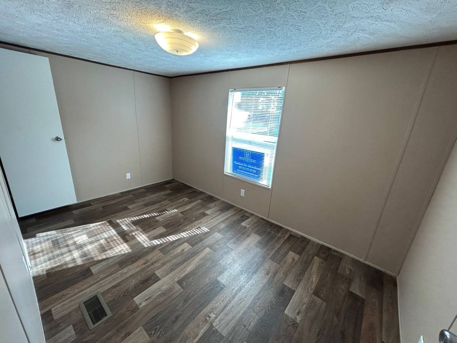 1706 Mary St. – photo 4